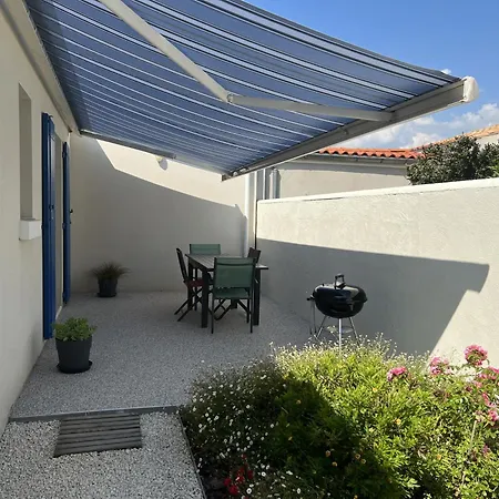 Holiday home Maison Conviviale Pres Du Chateau Le Chateau-d'Oleron