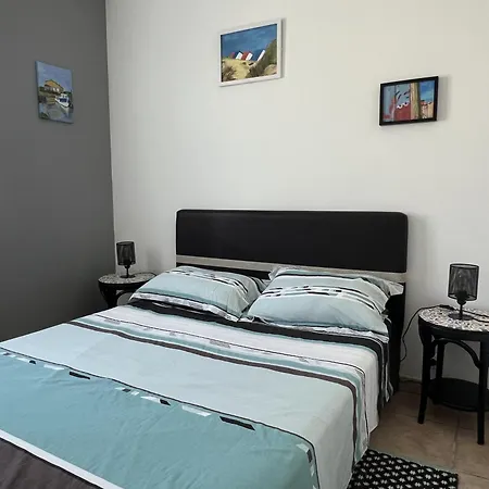Maison Conviviale Pres Du Chateau Holiday home *