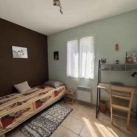 Maison Conviviale Pres Du Chateau *